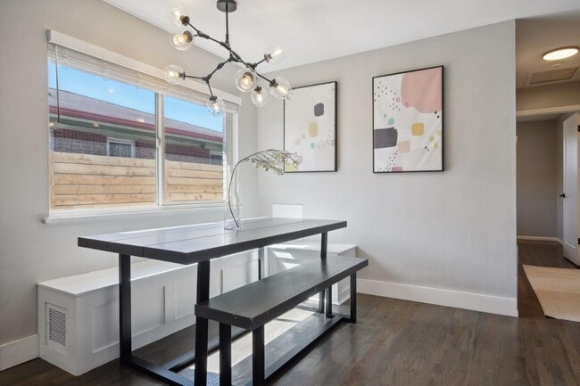 Building Photo - 3310 Ivy St