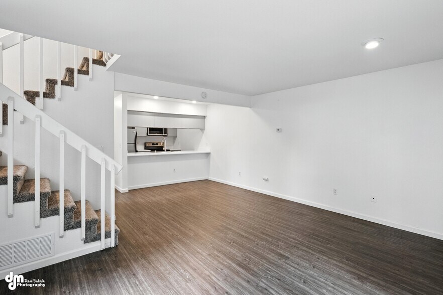Building Photo - 5441 Windflower Cir