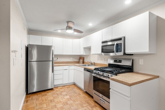 Building Photo - 1216 VFW Parkway