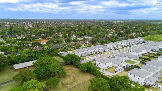 Building Photo - 14808 SW 163rd Terrace
