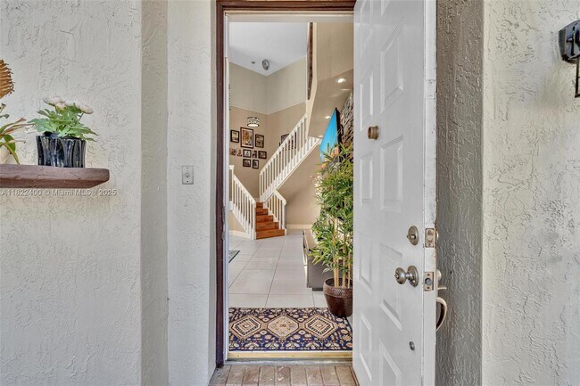 Building Photo - 16408 Sapphire Pl