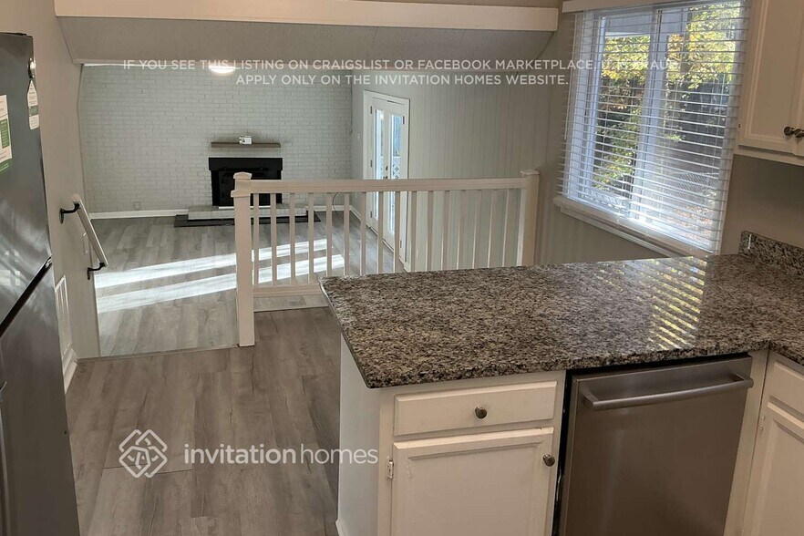 Building Photo - 16 Sunrise Pl