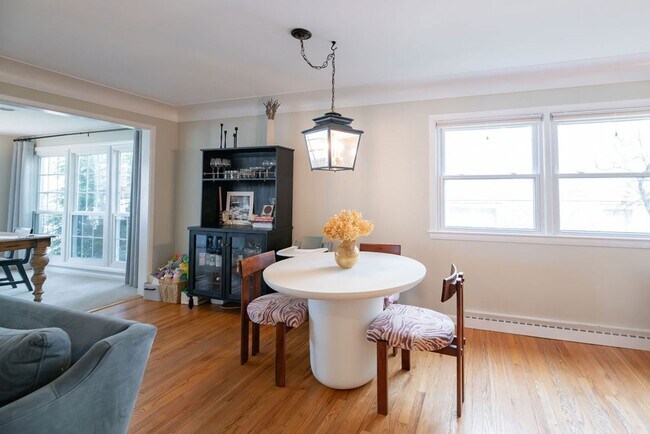 Building Photo - Updated Beachwood Ranch with Stunning Kitchen & Expansive Living Spaces