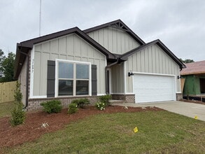 Building Photo - 31697 Lyon Rd