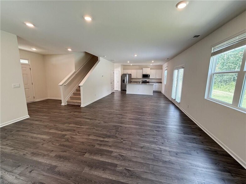 Building Photo - 174 Woodbrook Trl