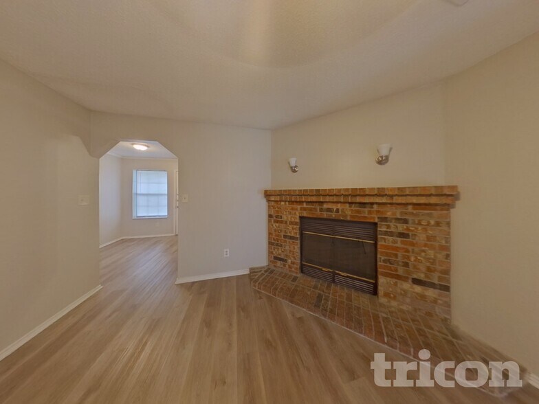 Building Photo - 7828 Texridge Dr