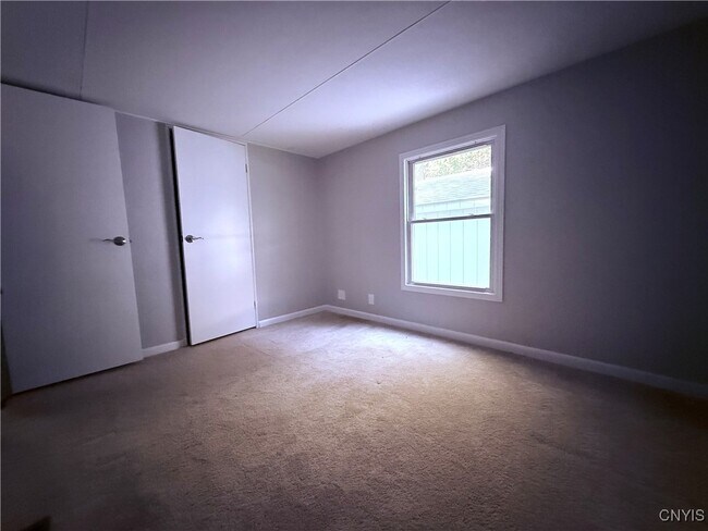 Building Photo - 68 Bingham Rd