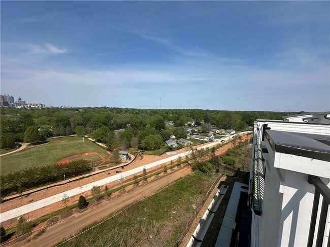 Building Photo - 352 Skylar Ct SE