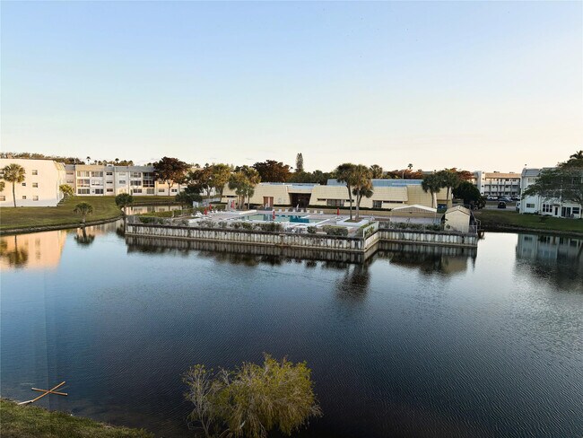 Building Photo - 8130 Sunrise Lakes Blvd