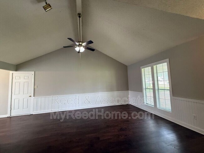 Building Photo - 6556 Birch Hollow Dr