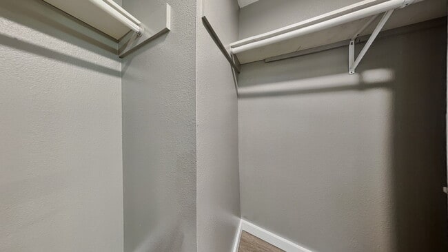 Building Photo - 1105 S Woodlawn St