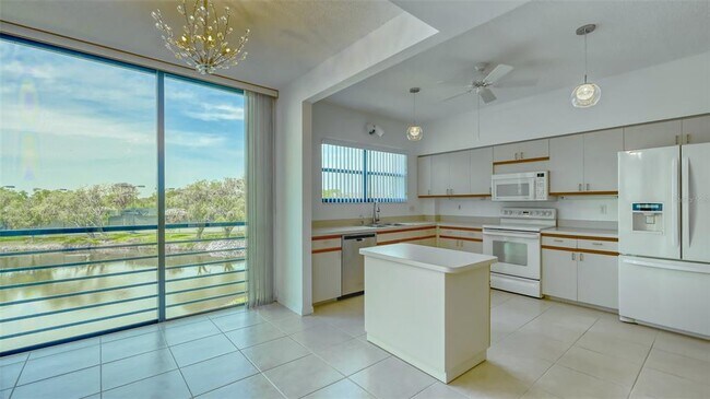 Building Photo - 5400 Eagles Point Cir