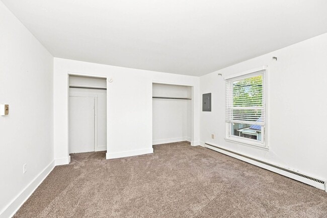 Building Photo - 38-42 E. Xenia Avenue