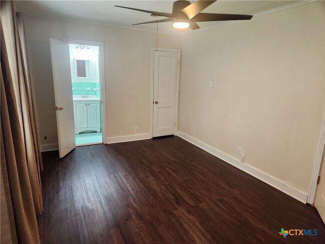 Building Photo - 2312 N 13th St