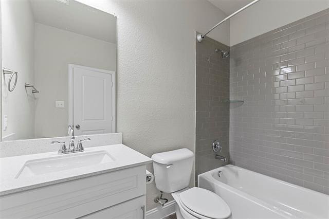 Building Photo - 2221 Apex Dr