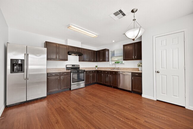 Building Photo - 5943 Stockholm Ct