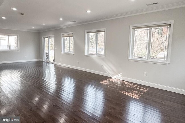 Building Photo - 2809 Bolling Rd