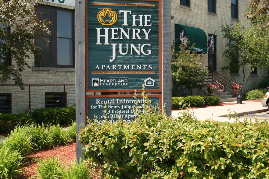 Front - Henry Jung