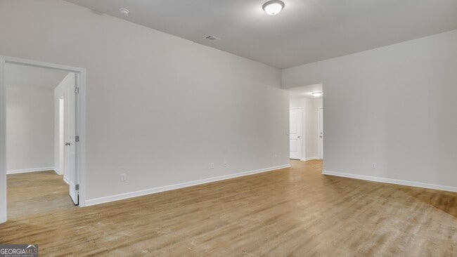 Building Photo - 600 Jodi Pl