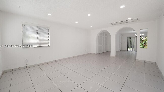 Building Photo - 14251 SW 107th Terrace