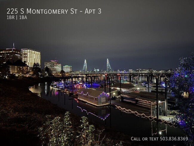 Building Photo - Riverfront Condo on the Promenade!