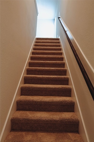 Building Photo - 8526 Blueberry Ash St