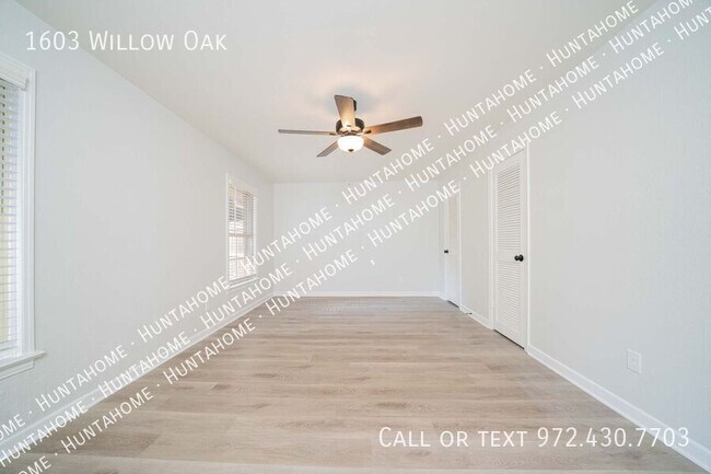 Building Photo - 1603 Willow Oak Dr