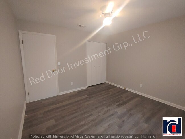 Building Photo - Renovated 2 Bedroom 1 Bath Quadplex-Ocala!