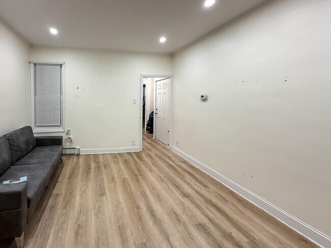 Building Photo - 1687 John F. Kennedy Blvd