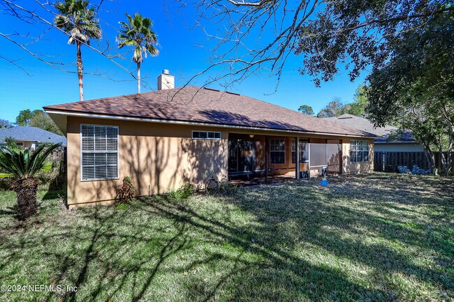 Building Photo - 5628 Crest Creek Dr