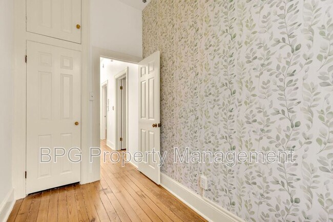 Building Photo - 1302 S St NW