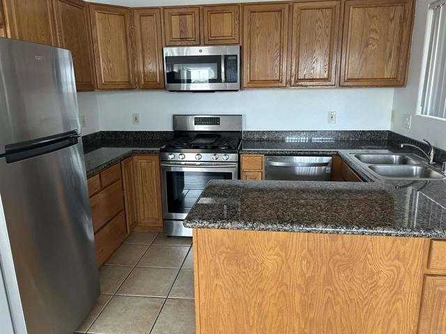 Building Photo - 1144 13th St