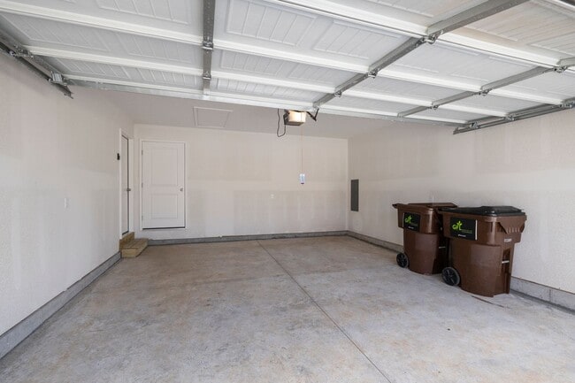 Building Photo - Newly built 3 bedroom-Westbury Gardens with a fully fenced in yard!