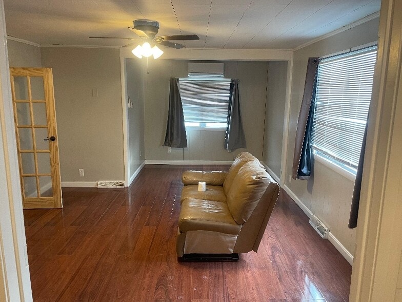 Building Photo - 3187 Abbott Rd