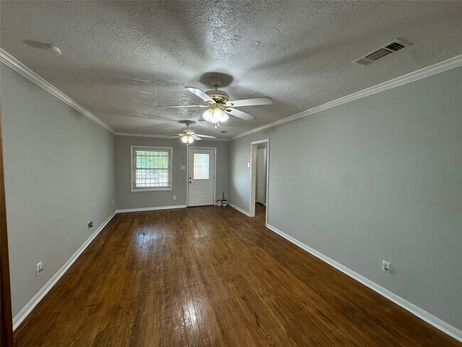 Building Photo - 125 Pomeroy St