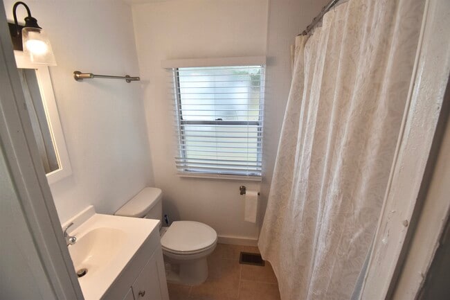 Building Photo - 2709 Deep Forest Cir