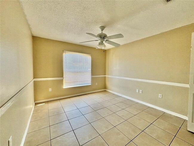 Building Photo - 913 Nancy Ct