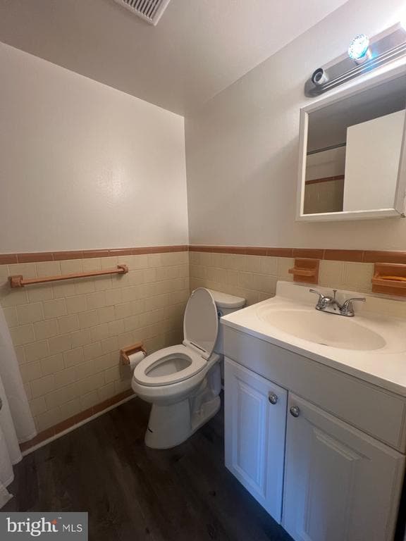 Building Photo - 4120 Mangalore Dr