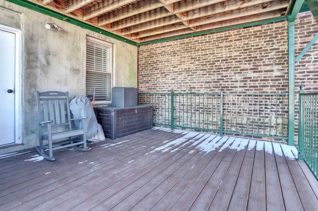 Building Photo - 285 Bergen Ave