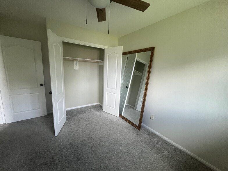 second bedroom (mirror will be removed) - 1903 Fletcher St