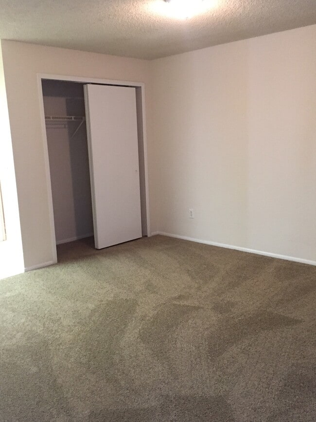 Building Photo - 7605SBD(100)