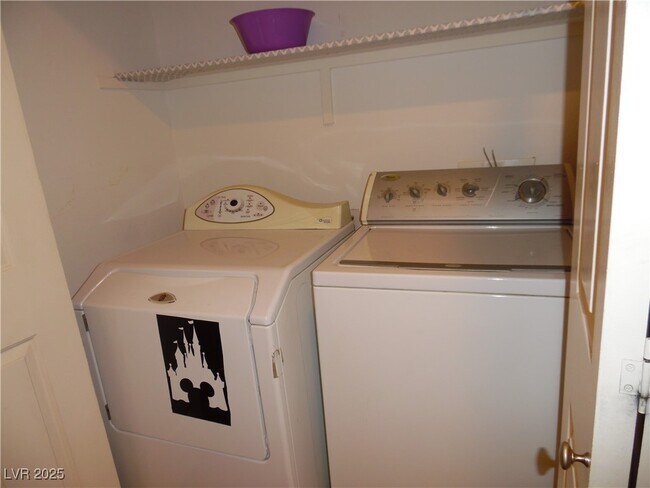 Building Photo - 3617 la Scala Ct