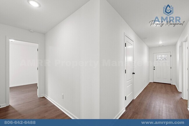 Building Photo - 1112 Pawpaw Pl