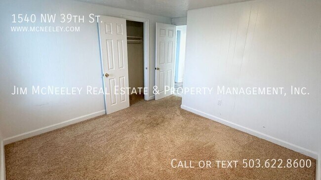 Building Photo - 1540 NW 39th St