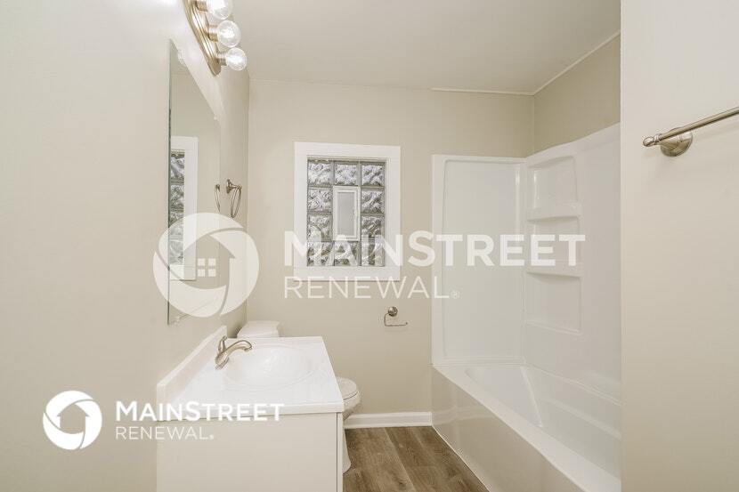 Building Photo - 3428 N Riley Ave