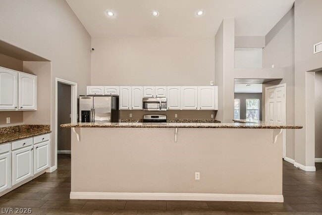 Building Photo - 8909 Big Plantation Ave