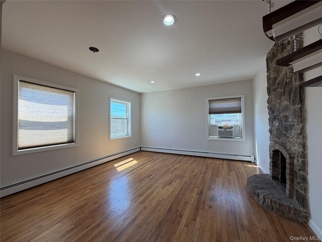 Building Photo - 7311 Avenue W