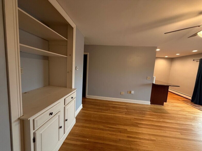 Building Photo - 1016 W Baltimore Pike