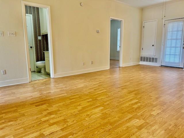 Building Photo - 2100 San Gabriel St