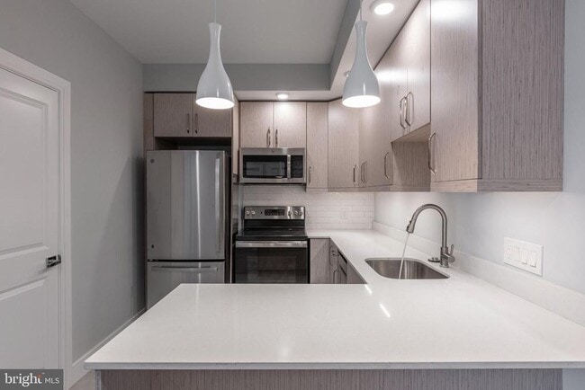 Building Photo - 1222 N Marshall St